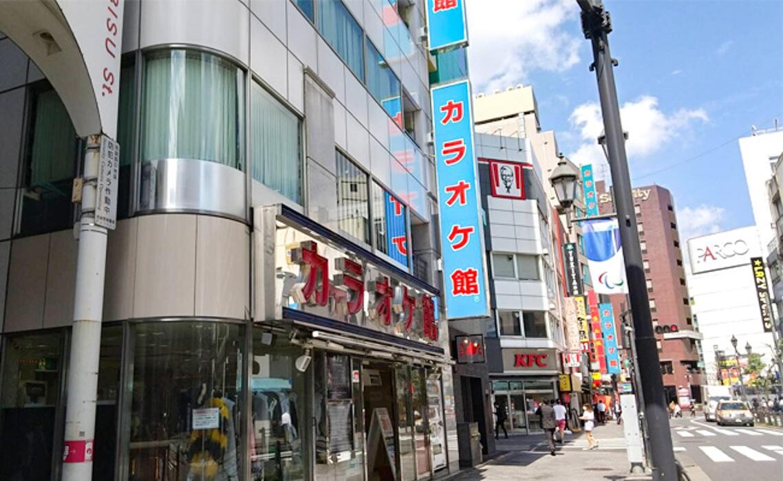 Images カラオケ館 池袋西口店