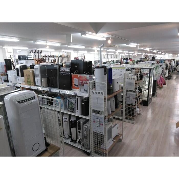 Images セカンドストリート東香里店