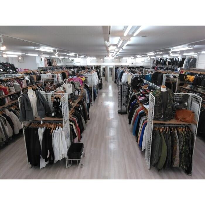 Images セカンドストリート東香里店