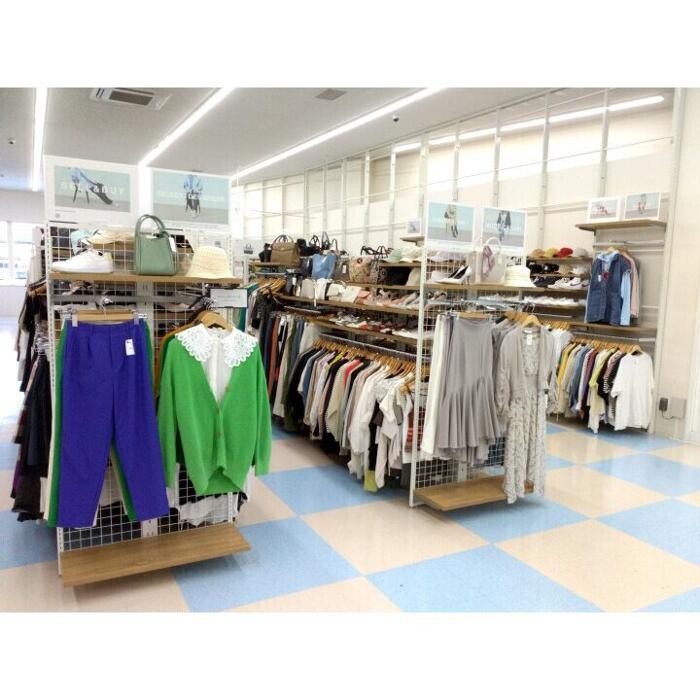 Images セカンドストリート白根店