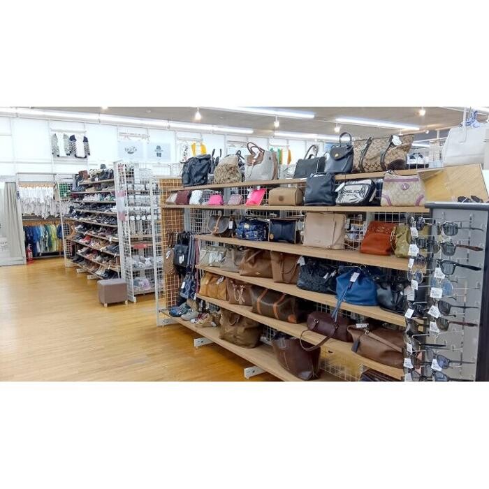 Images セカンドストリート青森柳川店