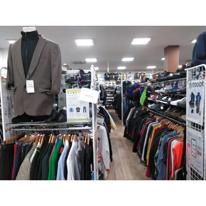 Images セカンドストリート吹田岸部店