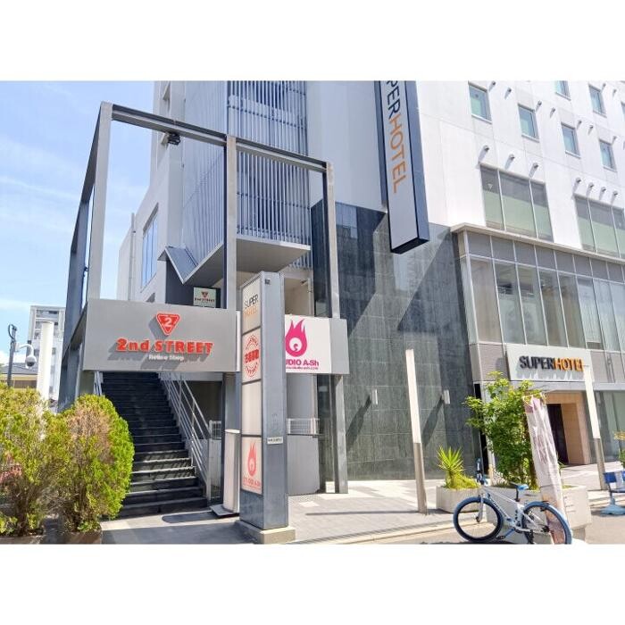 Images セカンドストリート四条河原町店