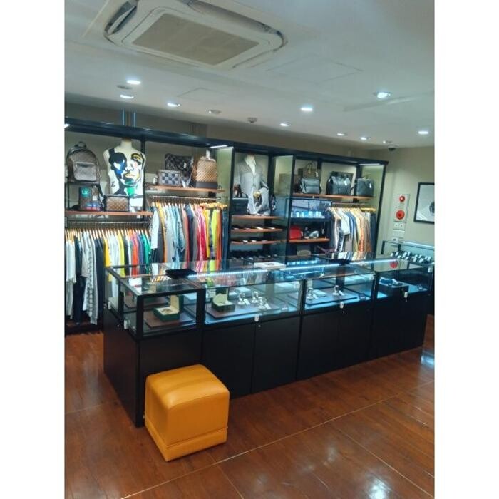 Images セカンドストリート三条河原町通店