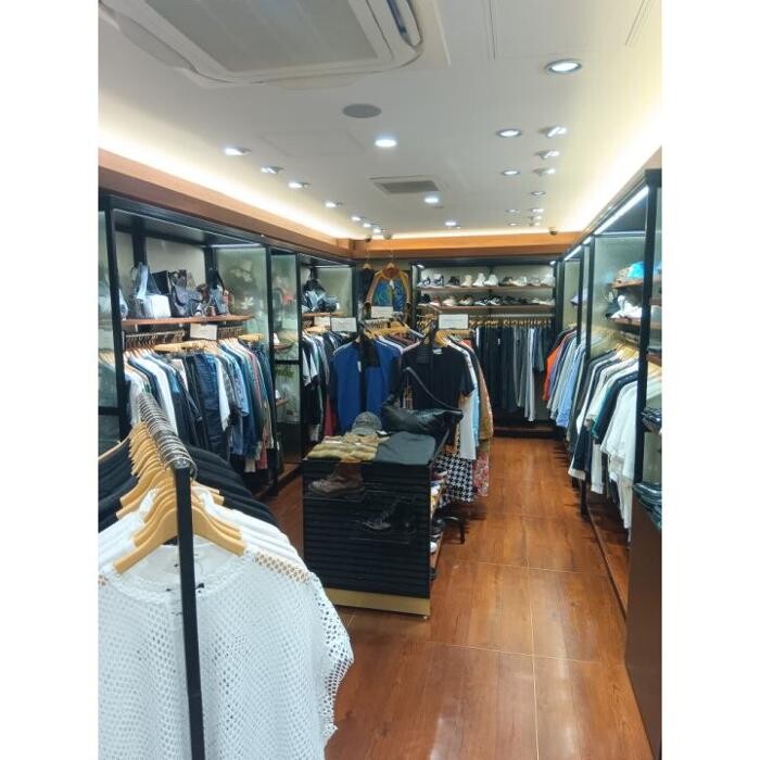 Images セカンドストリート三条河原町通店