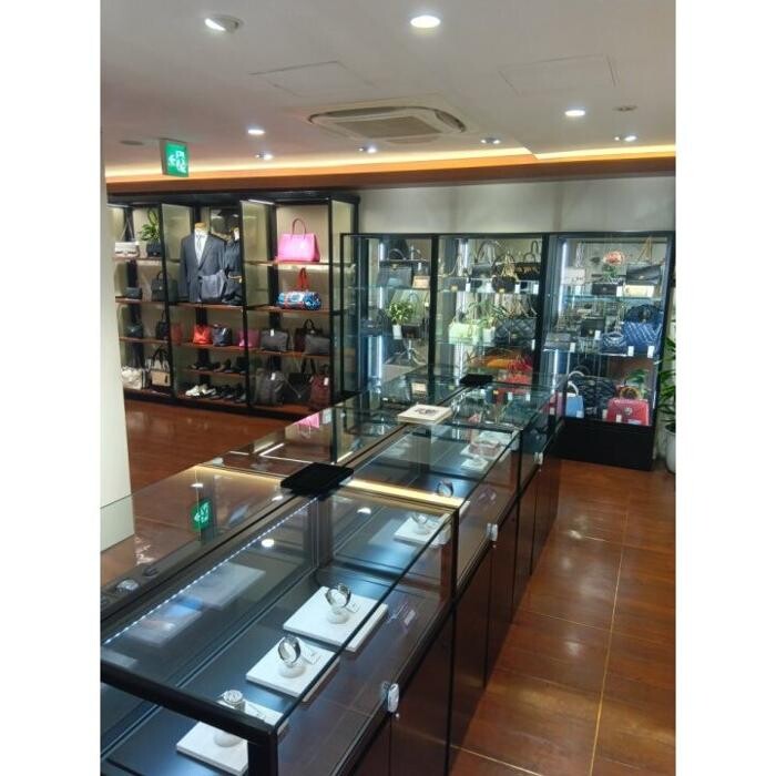 Images セカンドストリート三条河原町通店