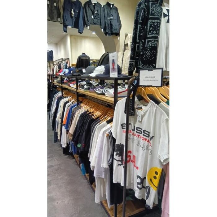 Images セカンドストリート堀江店