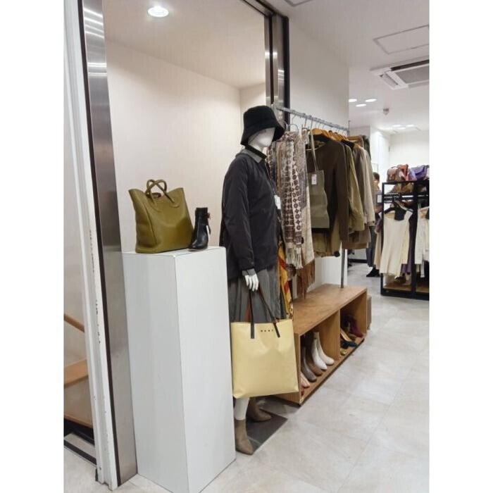 Images セカンドストリート新宿2号店