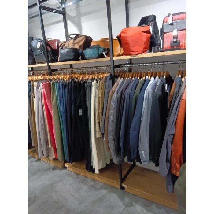 Images セカンドストリート新宿2号店