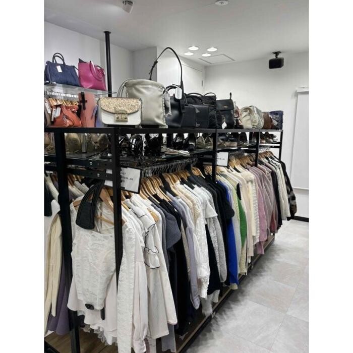 Images セカンドストリート新宿2号店