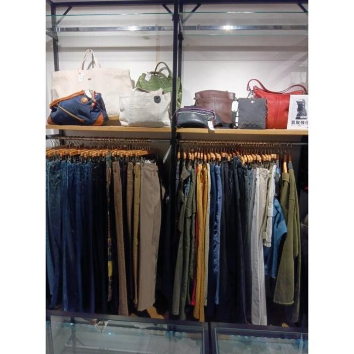 Images セカンドストリート新宿2号店