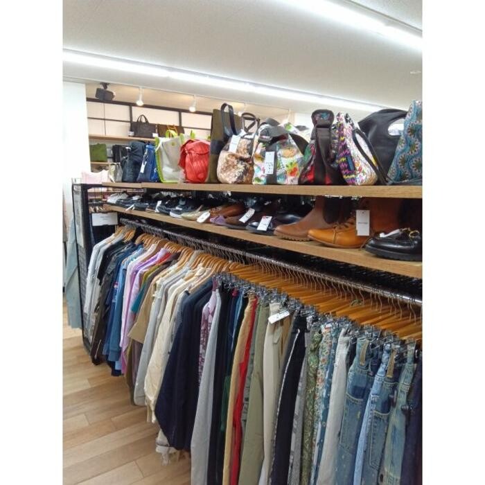 Images セカンドストリート戸越銀座店