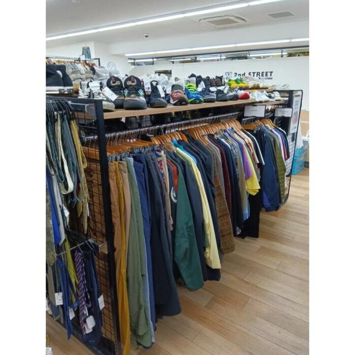 Images セカンドストリート戸越銀座店