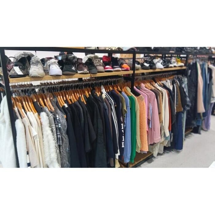 Images セカンドストリート梅田店