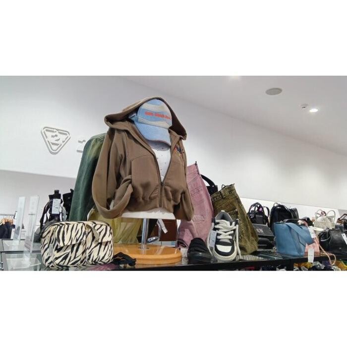 Images セカンドストリート梅田店