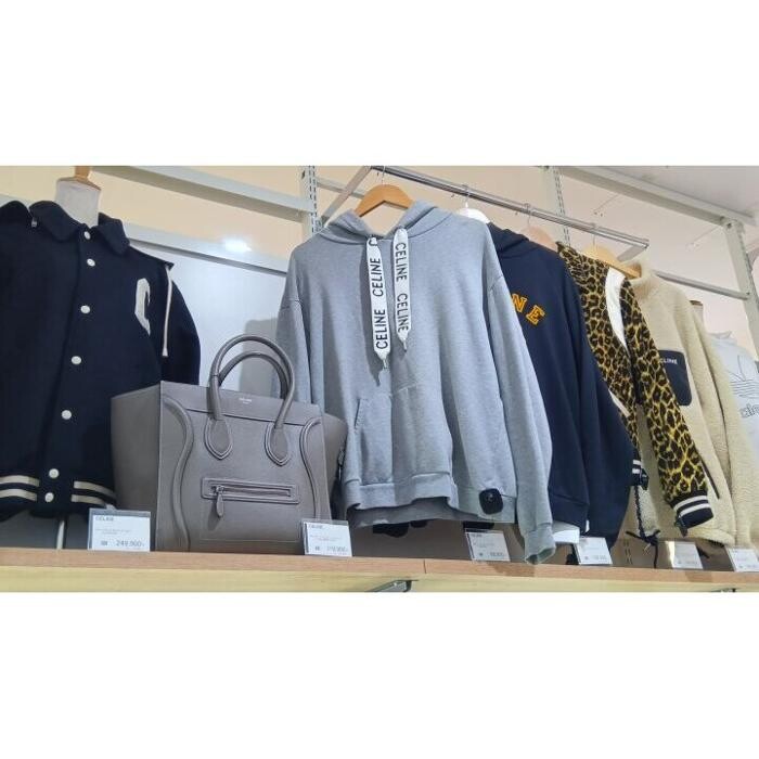 Images セカンドストリート梅田店