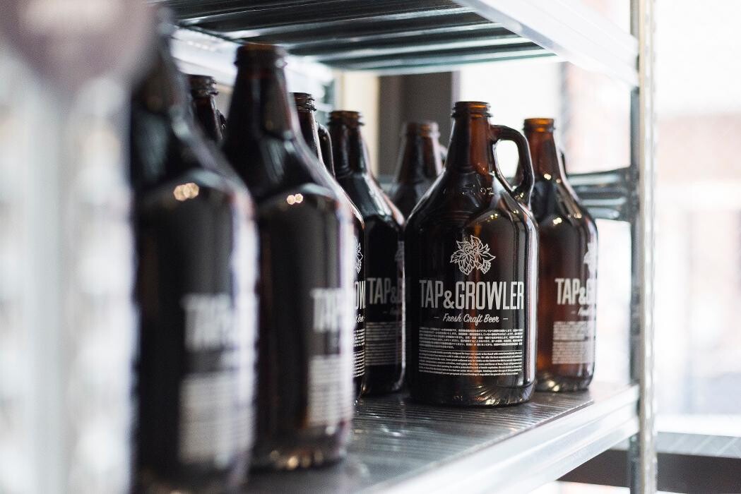 Images クラフトビール量り売り TAP&GROWLER下北沢店