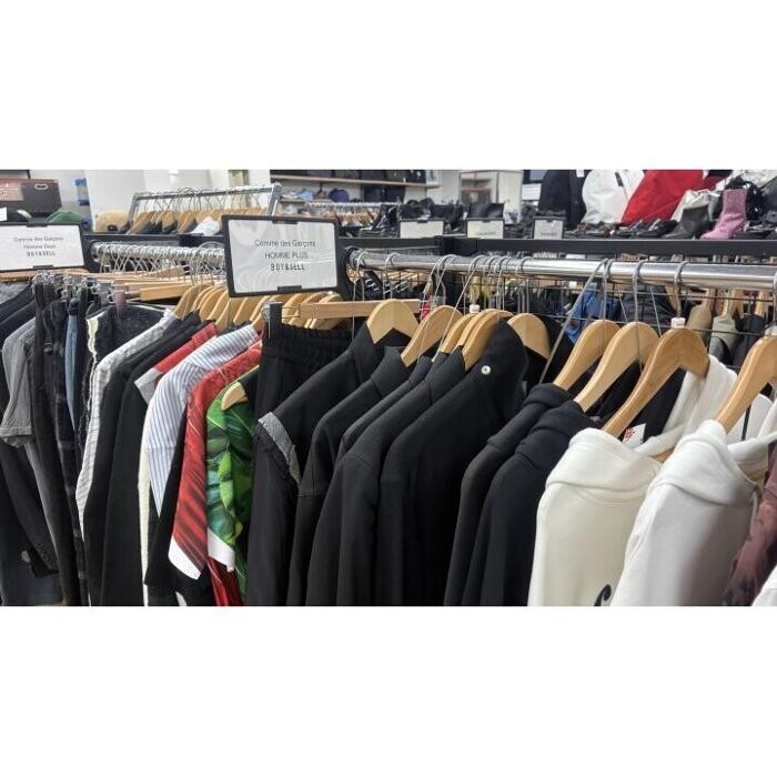 Images セカンドストリート大須赤門店
