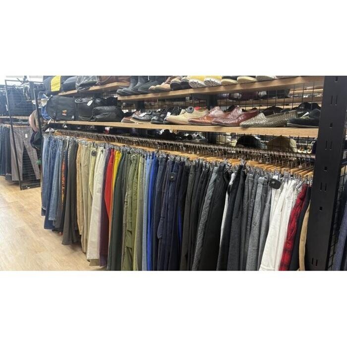 Images セカンドストリート大須赤門店