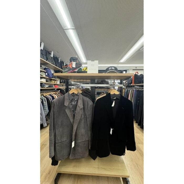 Images セカンドストリート大須赤門店