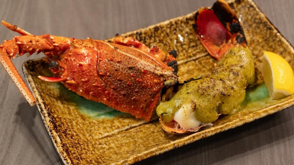 Images 鍋・海鮮居酒屋 伊勢海老たくと 大阪 本町店