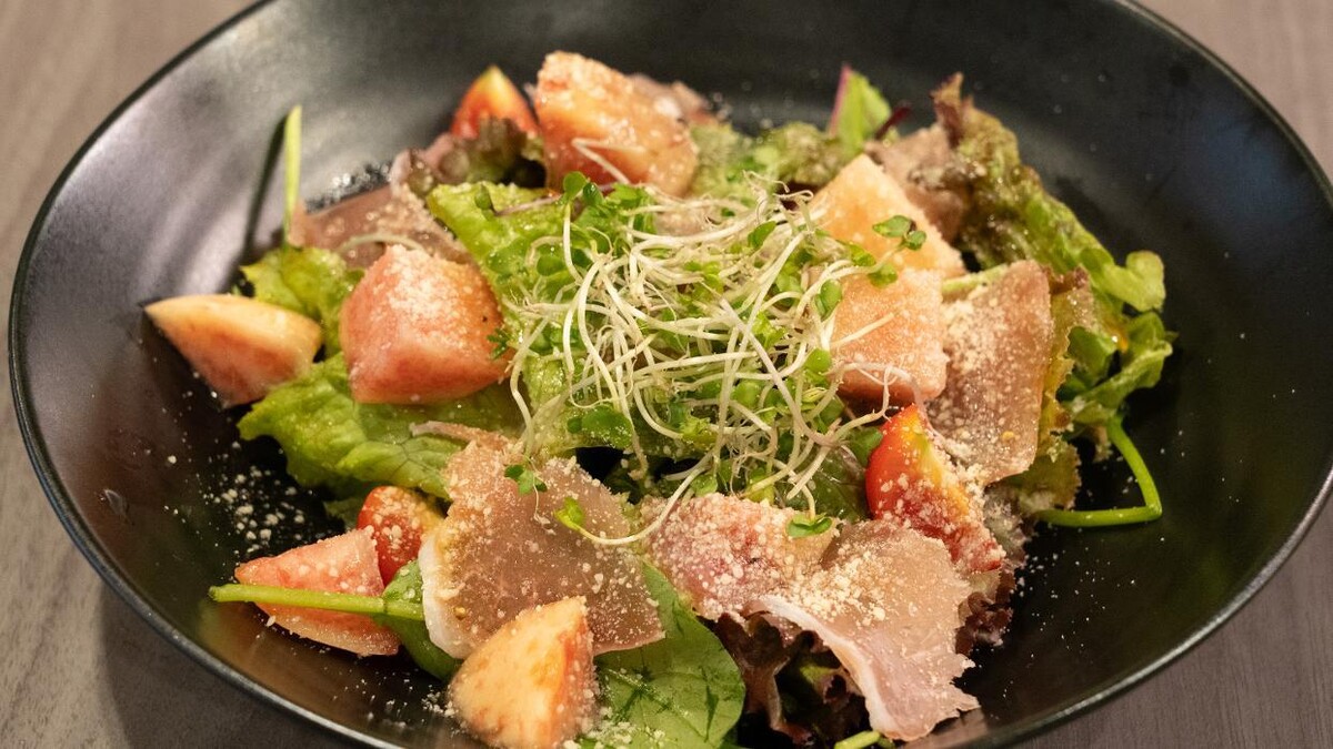 Images 鍋・海鮮居酒屋 伊勢海老たくと 大阪 本町店