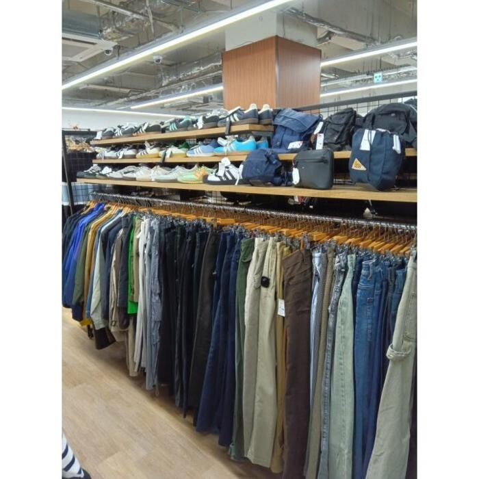 Images セカンドストリート北千住店