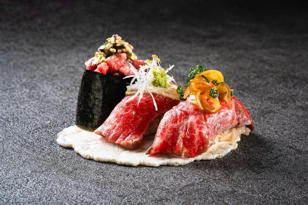 Images Wagyu Sushi Ginza USHIAWASE 銀座うしあわせ