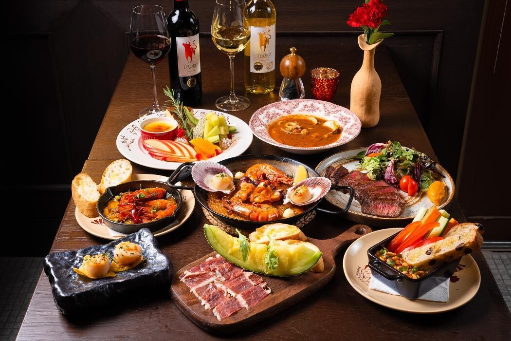 Images BROWNSTONE Tapas Bar GINZA