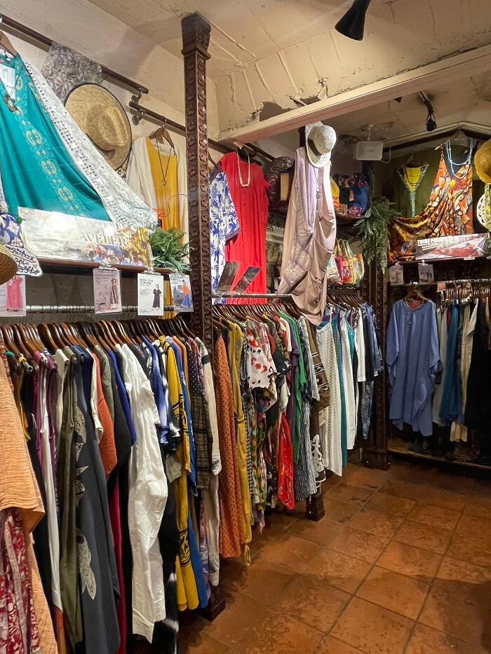 Images チャイハネ 京都寺町店