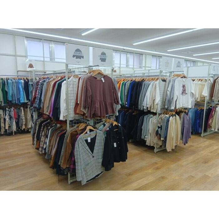 Images セカンドストリート高岡昭和店