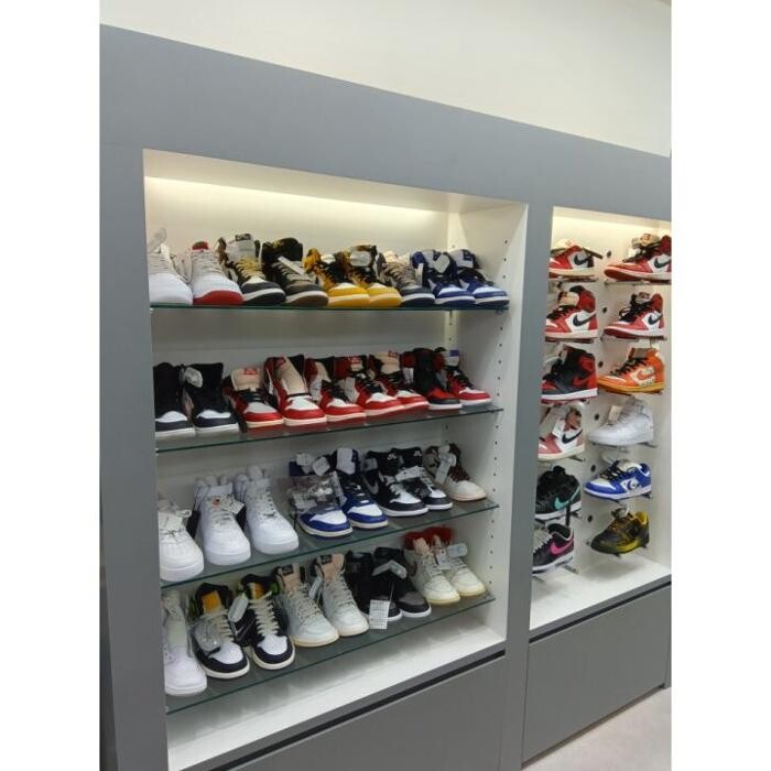 Images セカンドストリートスペイン坂店