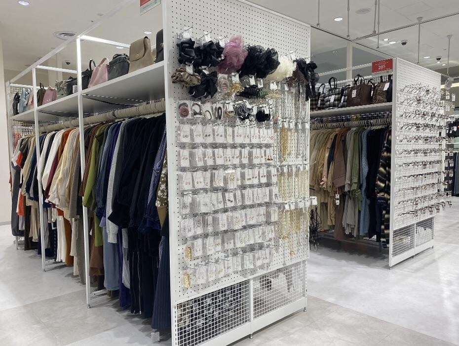 Images ラックラック セブンパーク天美店