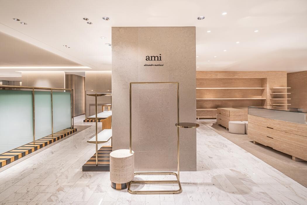 Images AMI Paris - Shinjuku Isetan Women