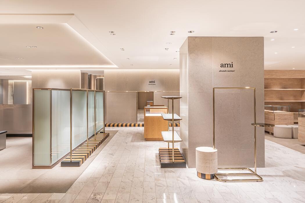 Images AMI Paris - Shinjuku Isetan Women