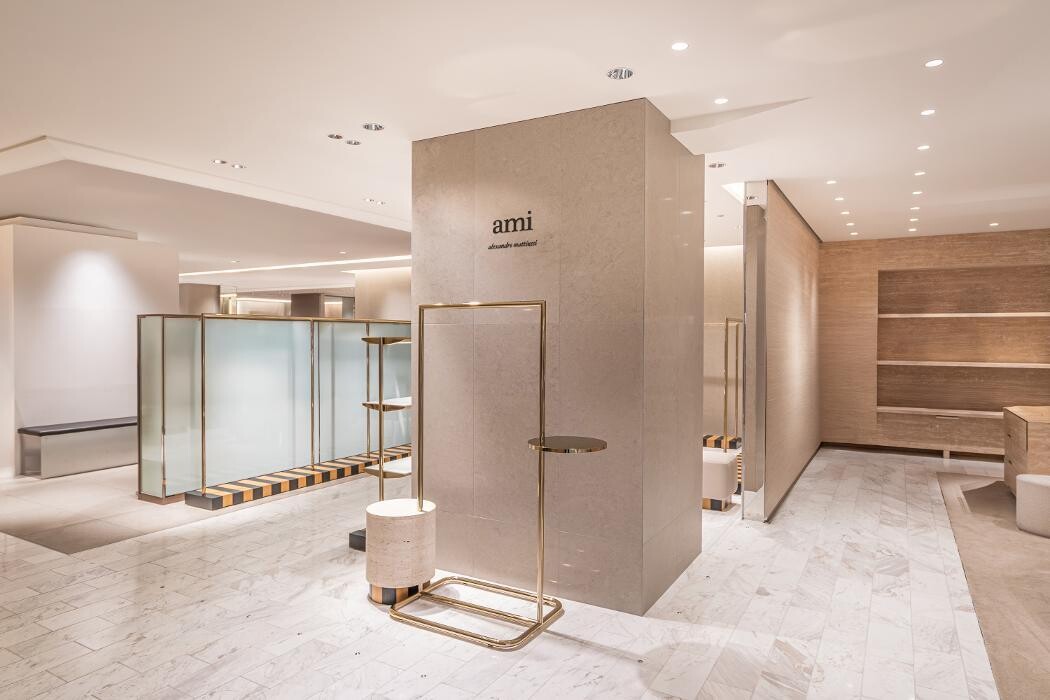 Images AMI Paris - Shinjuku Isetan Women