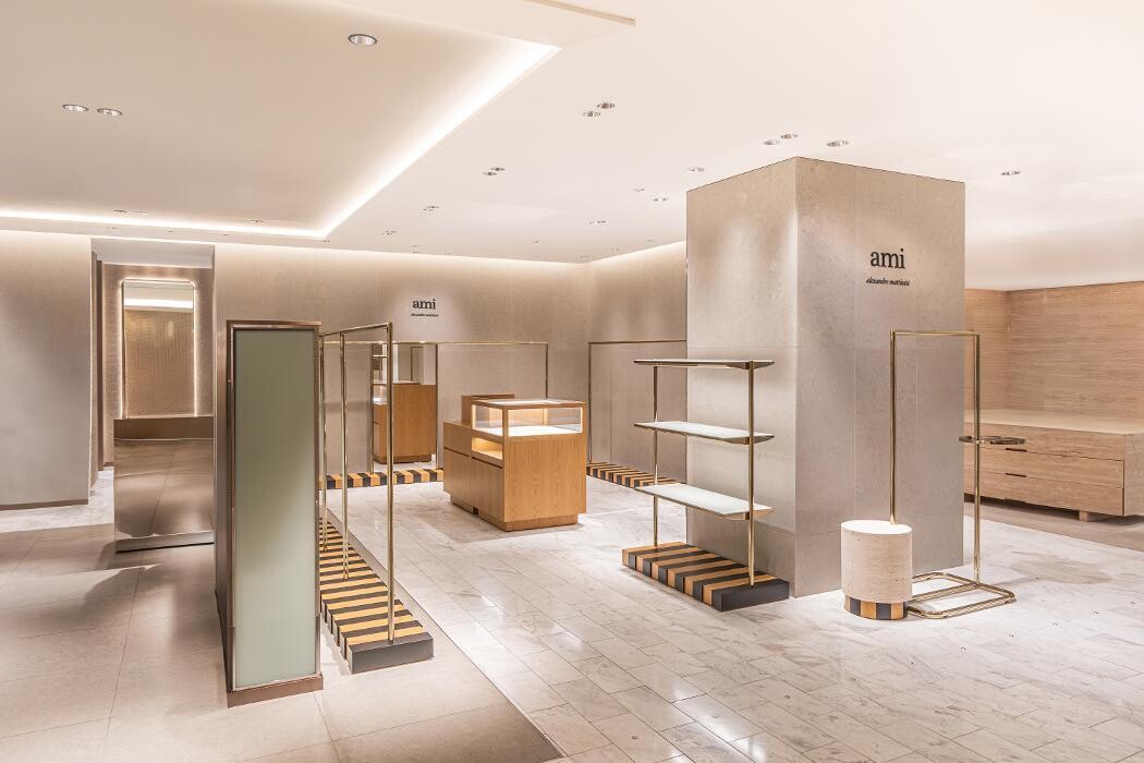 Images AMI Paris - Shinjuku Isetan Women