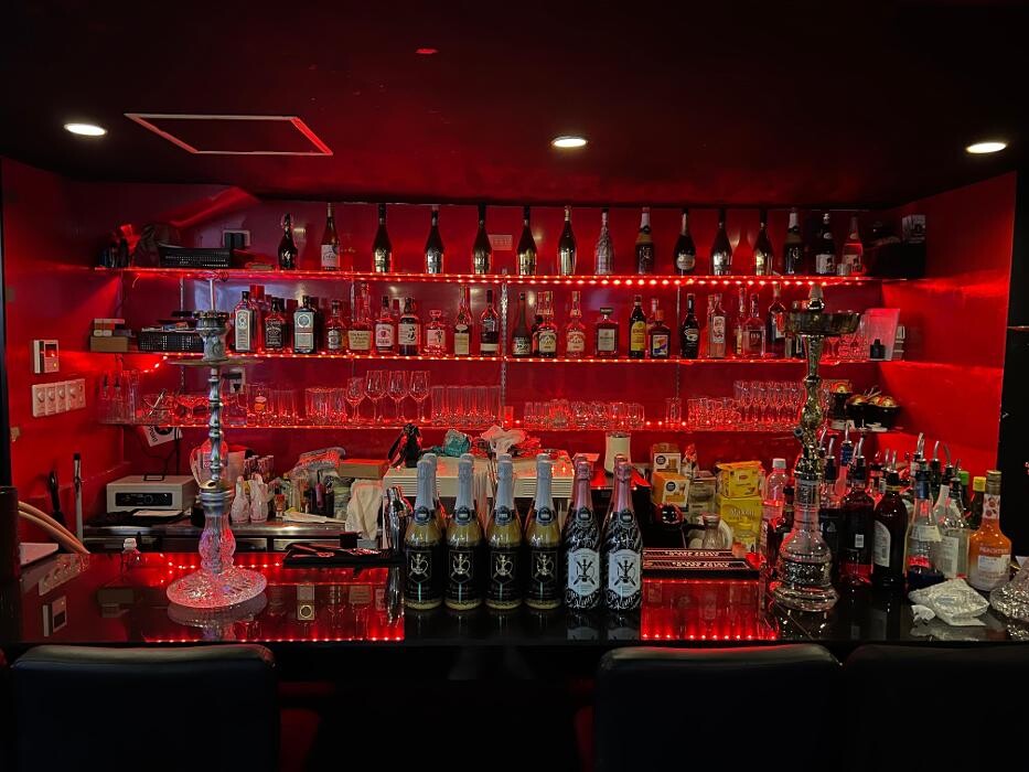Images Kings Shisha Lounge Ginza | キングス シーシャ ラウンジ 銀座