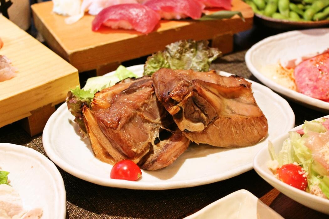 Images 海鮮居酒屋 まんげつ 五反田店 すしと刺身