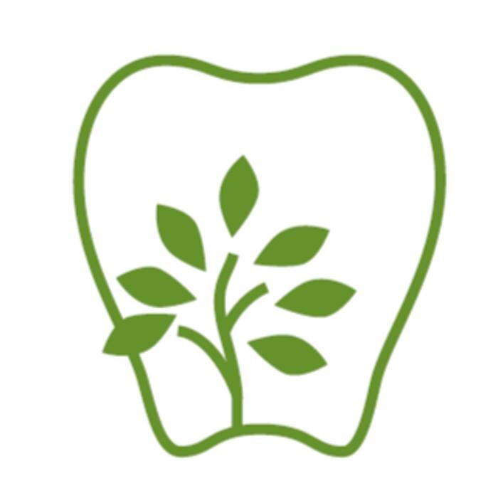 ウッディ吉原歯科 Logo