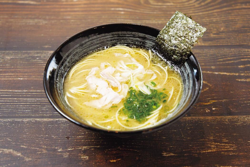 Images 骨付鳥、からあげ、ハイボール がブリチキン。那覇久茂地店