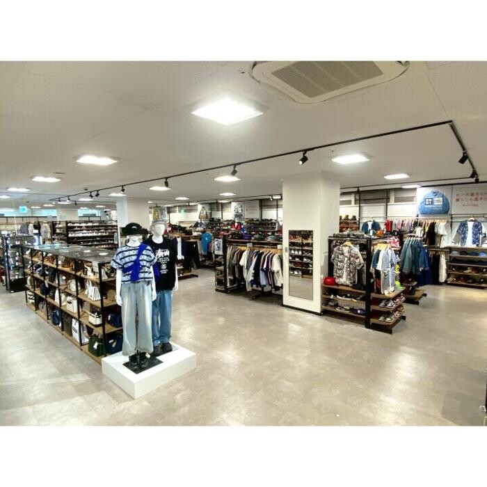 Images セカンドストリートホームズ新山下店