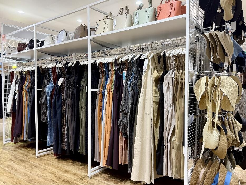 Images ラックラック 川崎ルフロン店