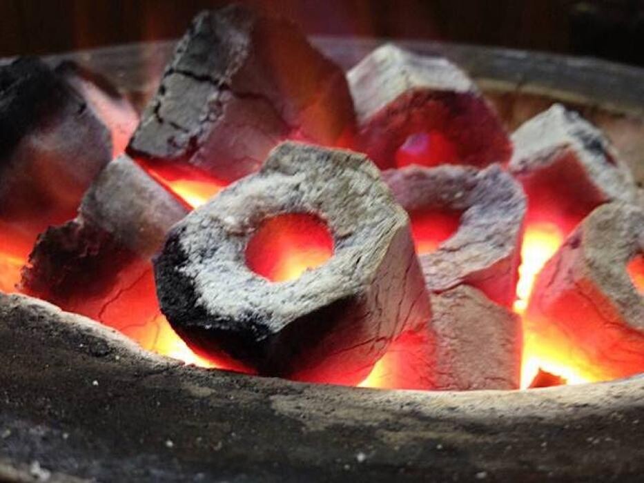 Images 炭火焼肉 えんらく