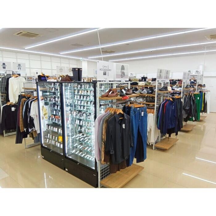 Images セカンドストリートルピア函南店