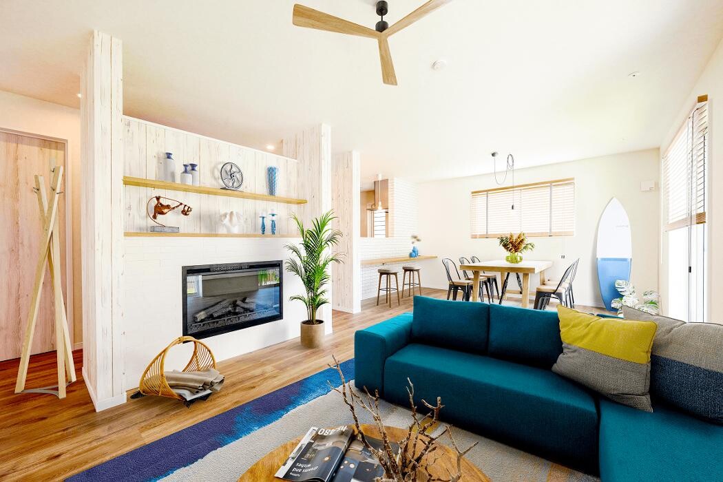 Images 株式会社BLISS