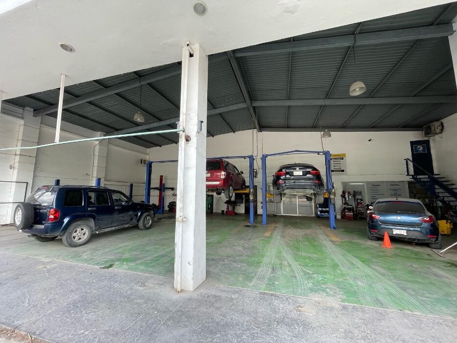 Images Llantasur Playa del Carmen