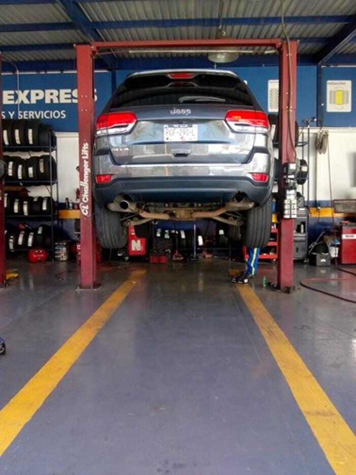 Images TYRE EXPRESS MATRIZ