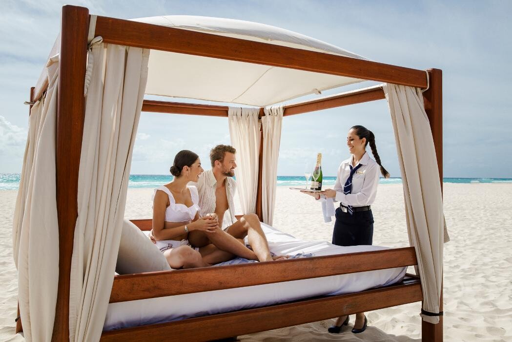 Images Royal Hideaway Playacar - All Inclusive Adults Only