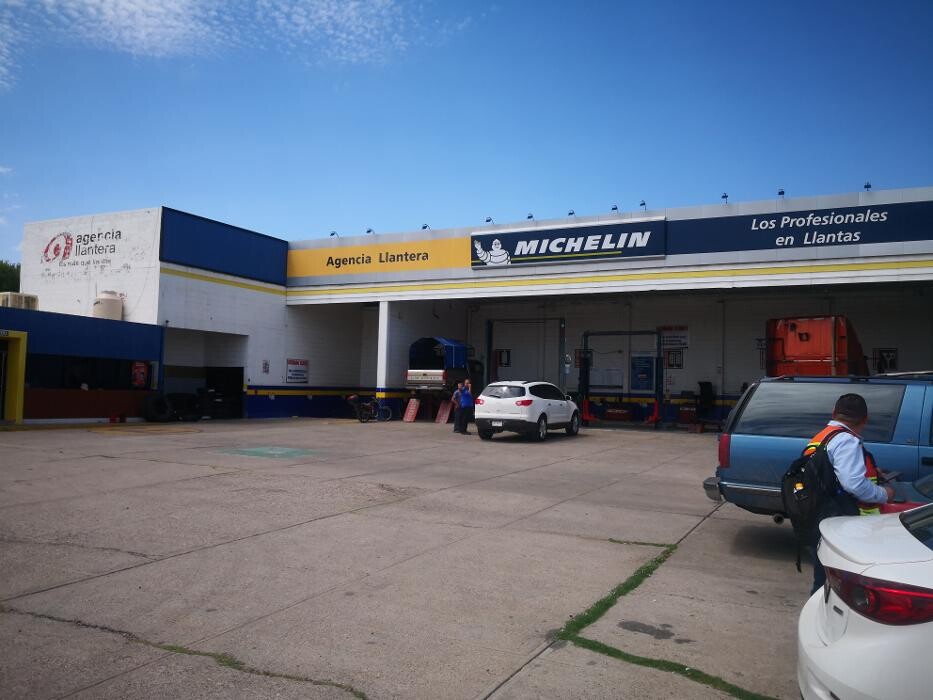 Images Agencia Llantera Jiménez